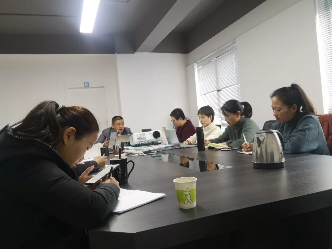 欧陆注册CEO莅临杭州战区组织指导并召开战略分析暨员工培训大会